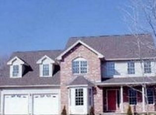 94 Wagon Wheel Dr, Feeding Hills, MA 01030