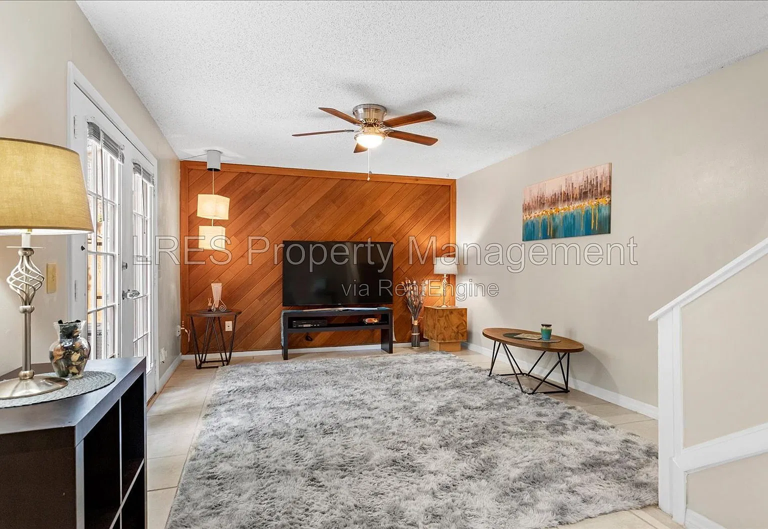 2 bed, 1.5 bath, 1329 sqft, $1,645 — Photo 4
