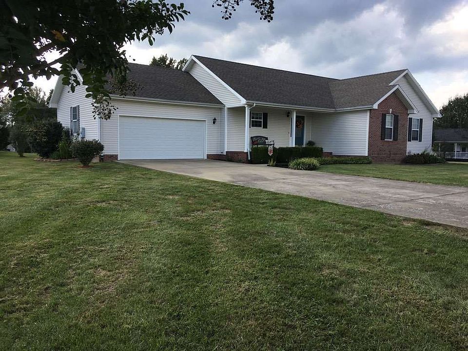 1st image of 135 Gardner Ln