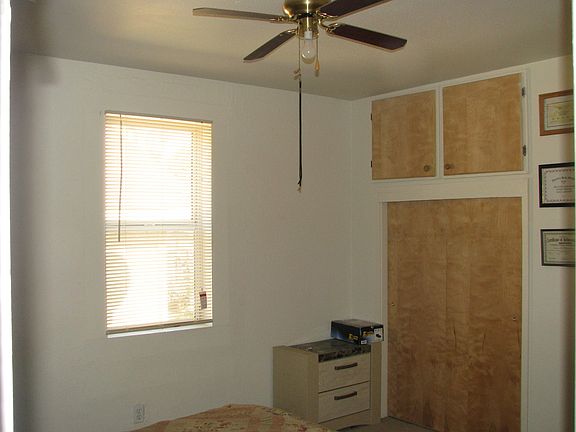 4th image of 3440 Cypress St