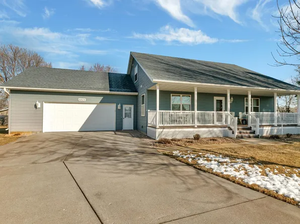 5905 Prairie Rose Cir, Saint Cloud, MN 56303