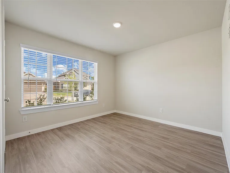 8635 Jetty Glen Dr — Photo 28
