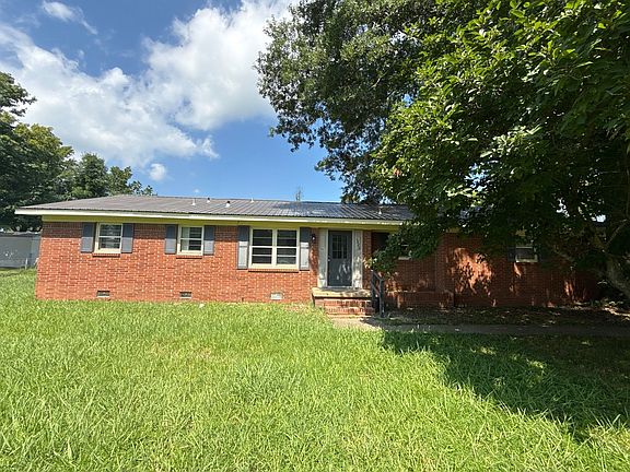 2nd image of 1228 Old Brighton Rd