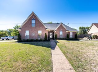 649 Shelley Renee Ln, Cordova, TN 38018