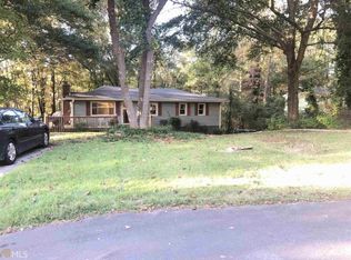 5048 Merlin Dr, Oakwood, GA 30566