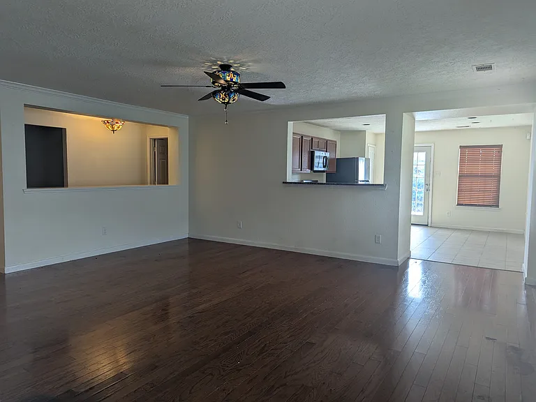 29218 Legends Valley Dr — Photo 4