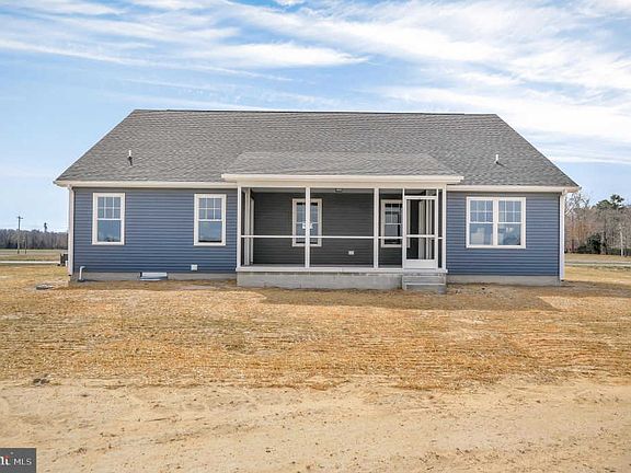 4th image of 22877 Deep Creek Dr