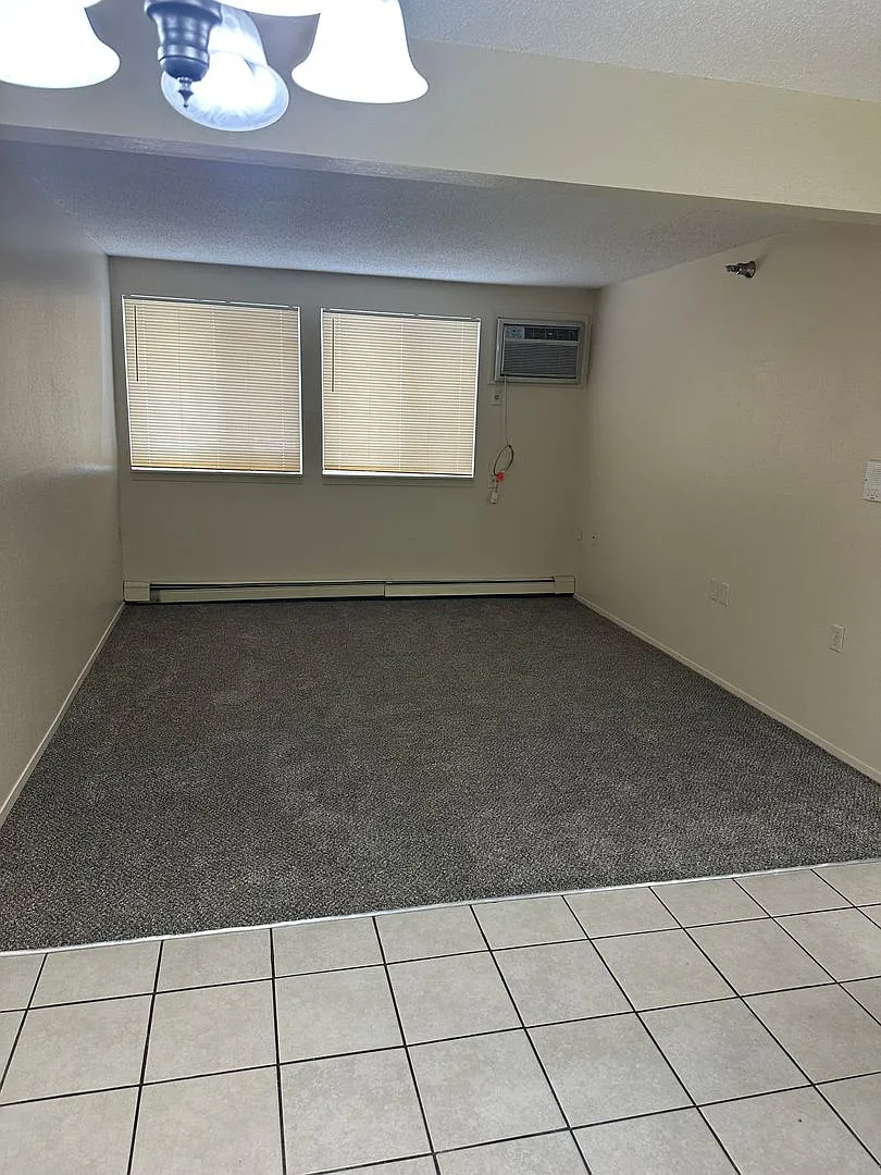 Three Bedroom — Photo 2