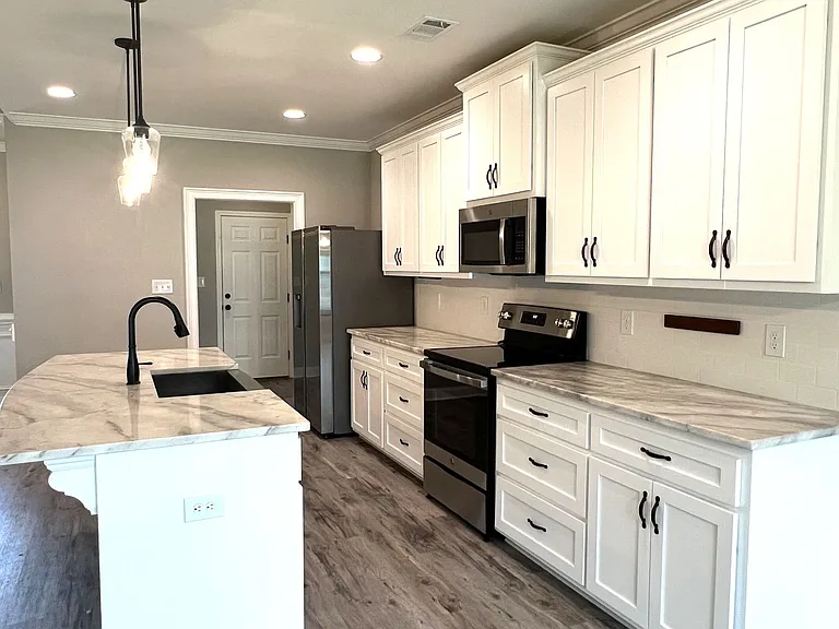 531 Edgarton Way — Photo 10