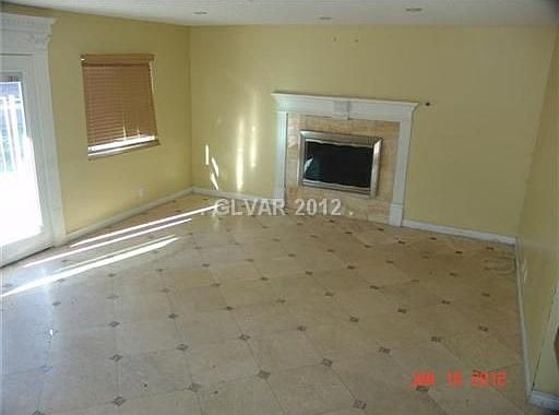 4th image of 3915 Topawa Dr