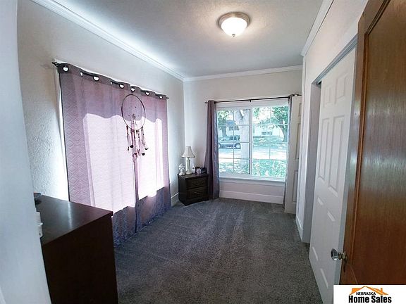 4th image of 2424 S 37th St