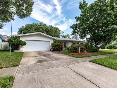 1670 Rosery Rd NE, Largo, FL, 33771