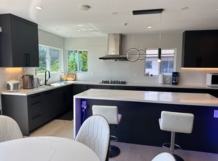 21561 Knoll Way, Hayward, CA 94546