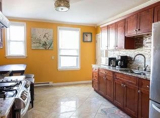686A Boston St FLOOR 2, Lynn, MA 01905
