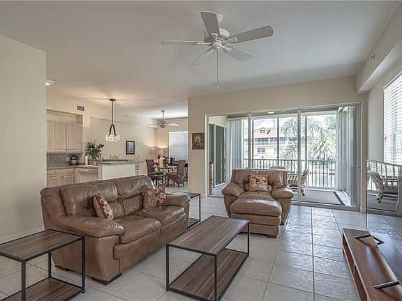 4th image of 129 Breakers Ct APT 122
