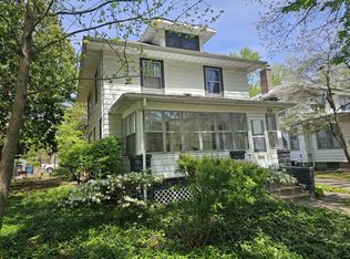 712 W Washington St, Urbana, IL
