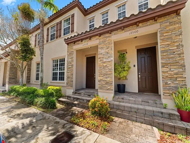 17094 SW 95th Ter