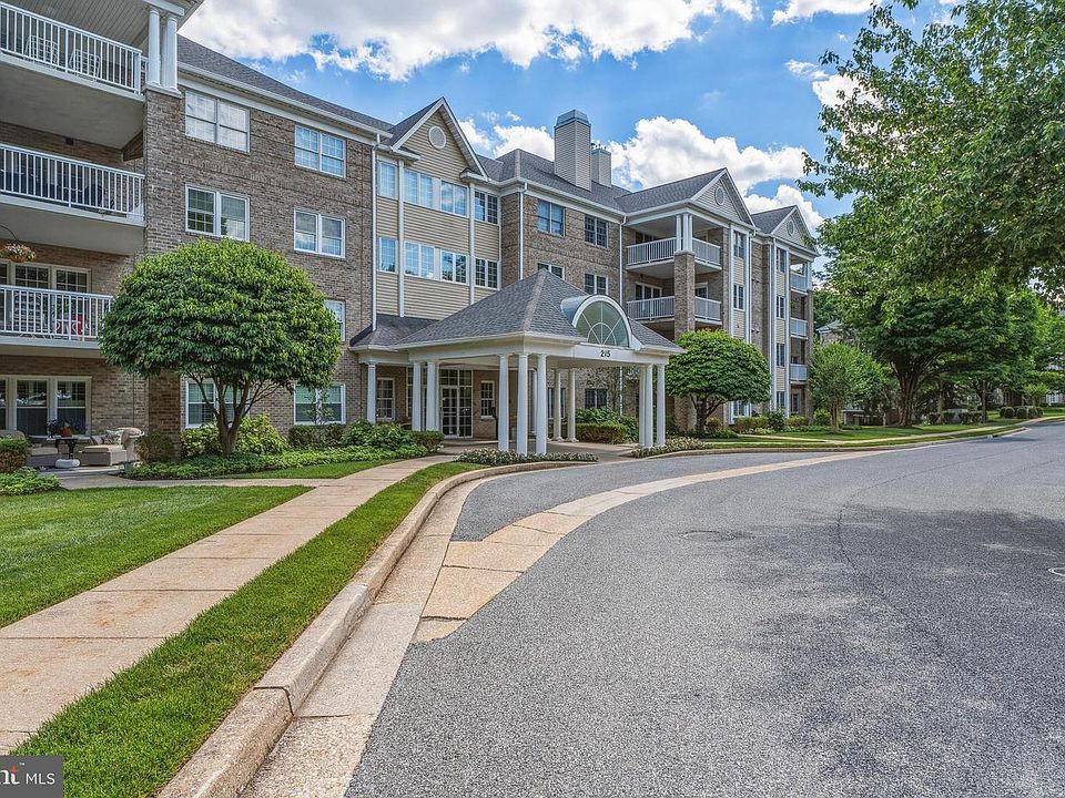 1st image of 215 Belmont Forest Ct Unit 403
