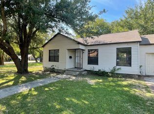 919 S Clements St, Gainesville, TX 76240