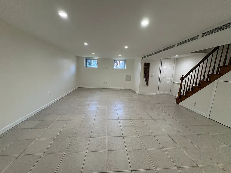 2102 29th Ave #1 — Photo 11