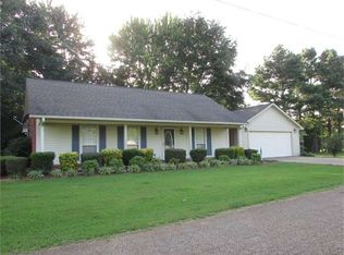 52 Alma Lee Dr, Ecru, MS 38841