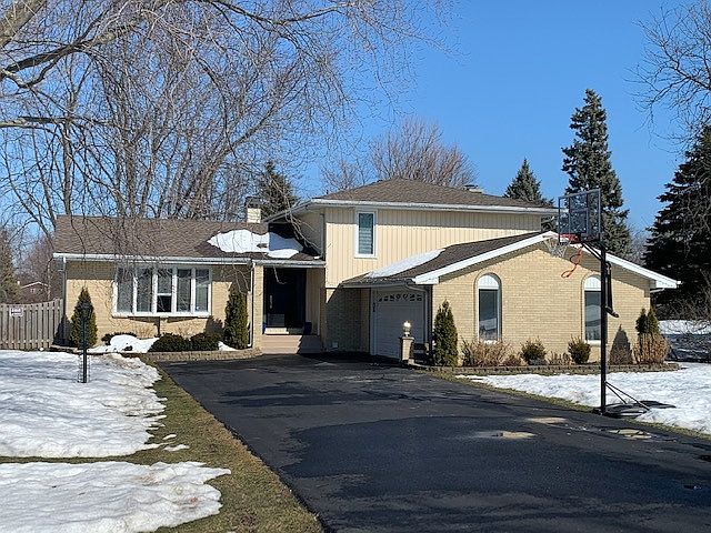1st image of 309 Skylark Dr