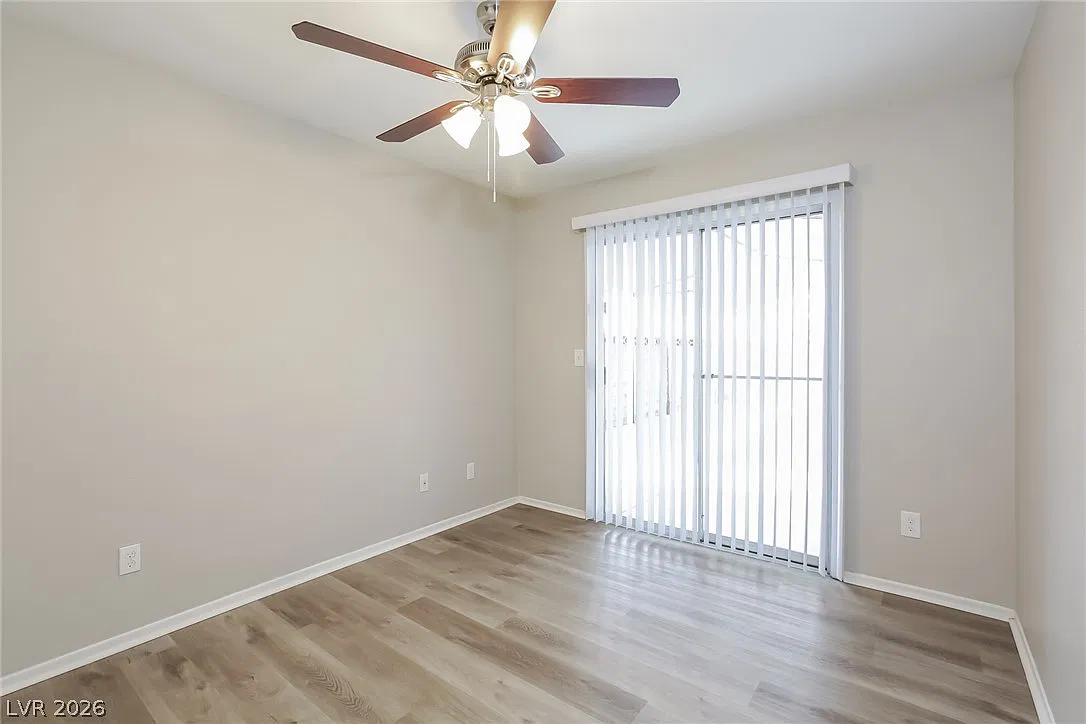4 bed, 2.0 bath, 1309 sqft, $2,100 — Photo 4