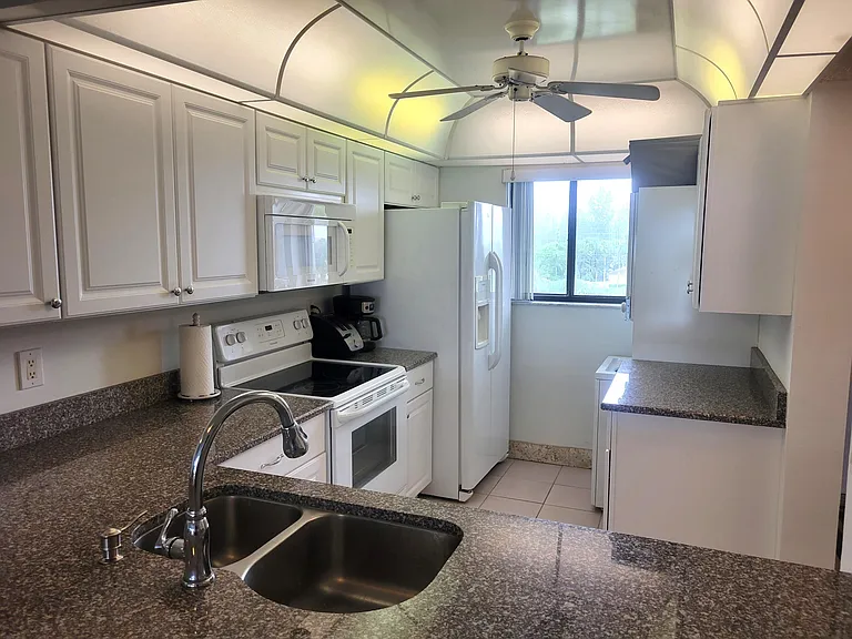 10152 S Ocean Dr #418B — Photo 9