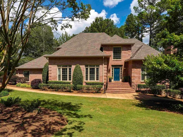 2095 Royal Fern Ln, Birmingham, AL 35244