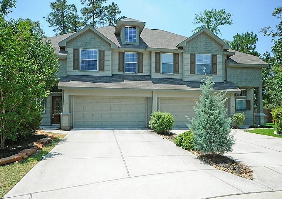 1st image of 7 Aquiline Oaks Pl
