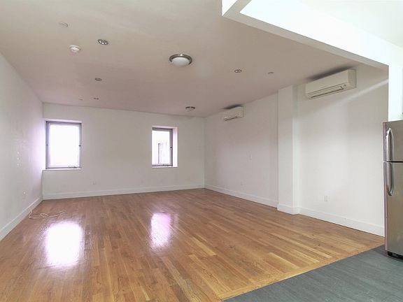 5th image of 9002 Queens Blvd APT 611