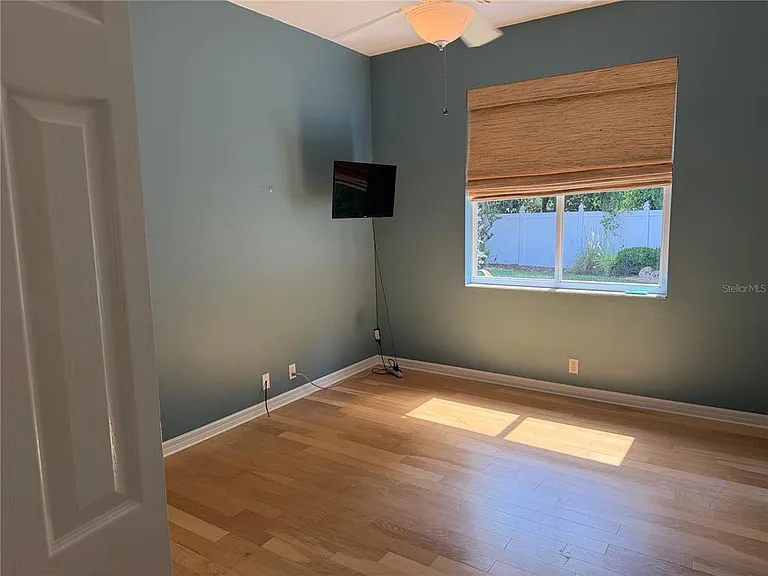 4823 Carrington Cir — Photo 28