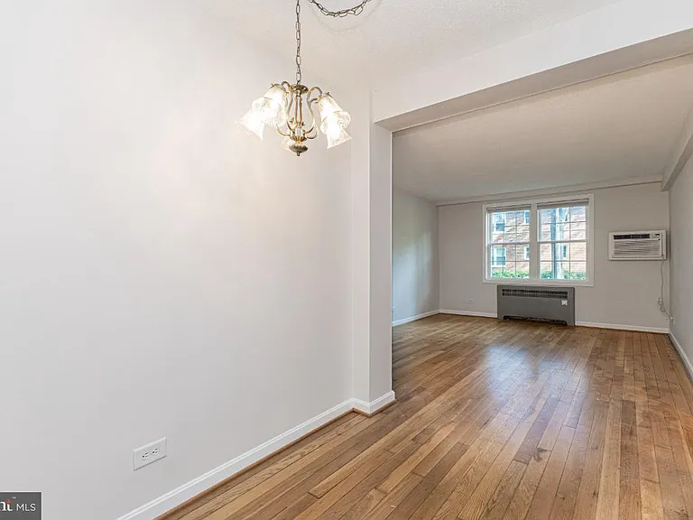 100 N George Mason Dr #3 — Photo 9