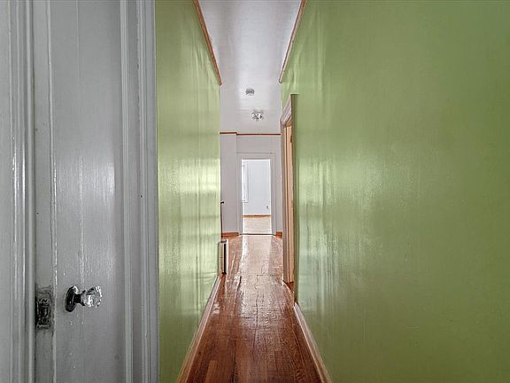 5th image of 185 E 163rd St APT F5
