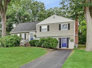 216 Craft Ln, Buchanan, NY 10511