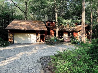 851 Wallwood Dr, Akron, OH, 44321