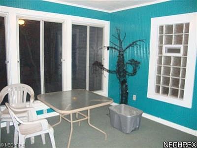 5th image of 438 Medina St