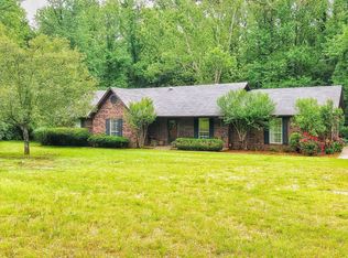741 Meadowrue Rd, Russellville, AR 72802