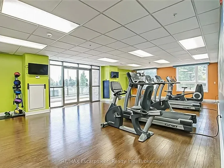 5010 Corporate Dr #313 — Photo 32