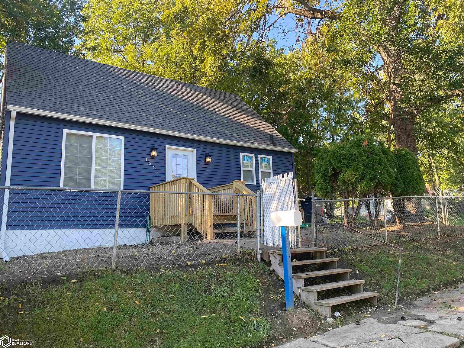 1621 Market St photo 1