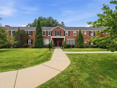 838 Thorn St APT 39, Sewickley, PA, 15143