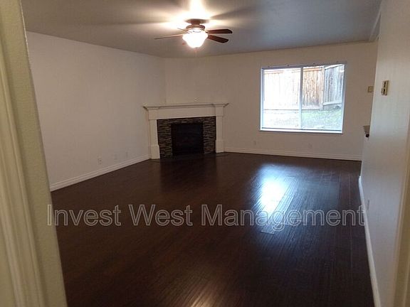 4th image of 5313 NE 66th Ave #A4