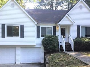 1127 Cousins Rd, Woodstock, GA 30188