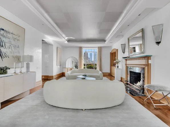 333 West 56th Street PHD image 2 of 28