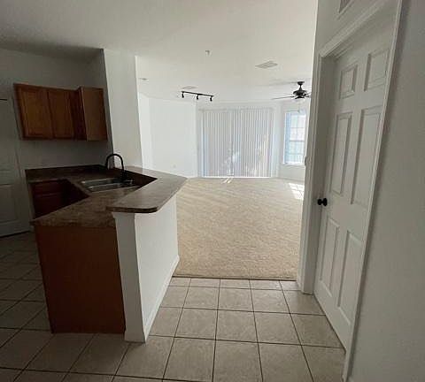 5th image of 6157 Metrowest Blvd