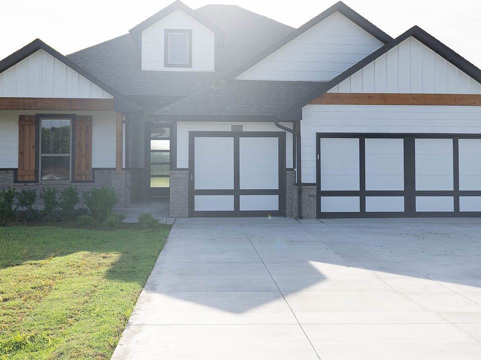 1st image of 12008 Spear St