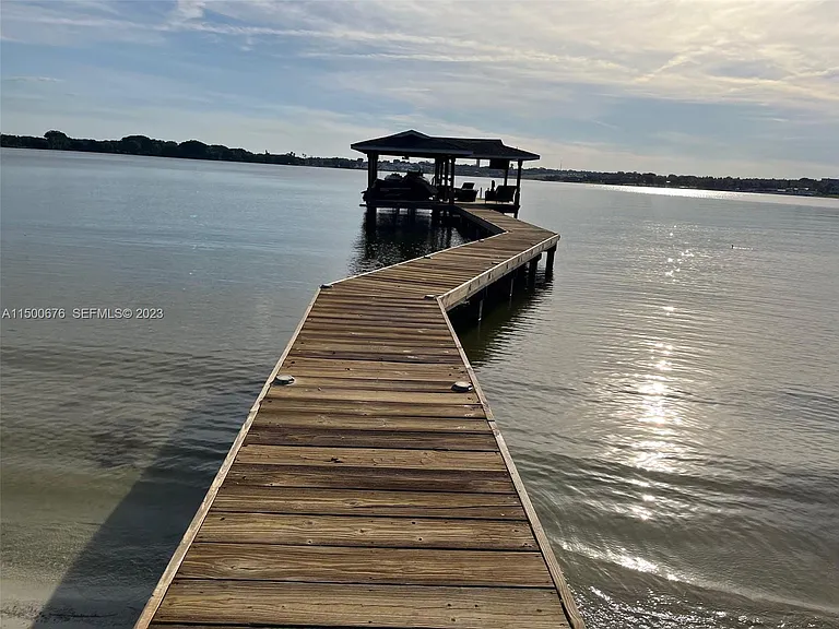 1608 Lake Clay Dr — Photo 23