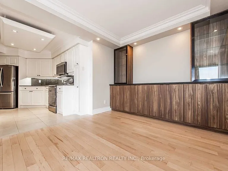 1 Palace Pier Ct #3511 — Photo 13