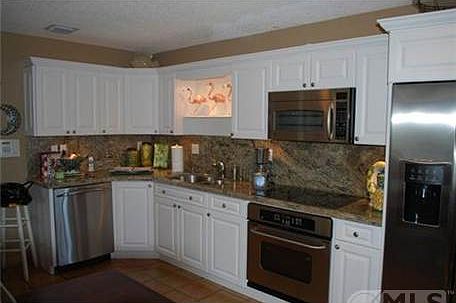 2nd image of 815 Palm Trl APT 3
