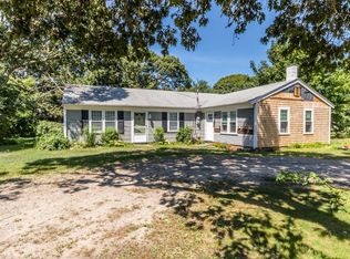 30 Hannahs Way #A, Edgartown, MA 02539